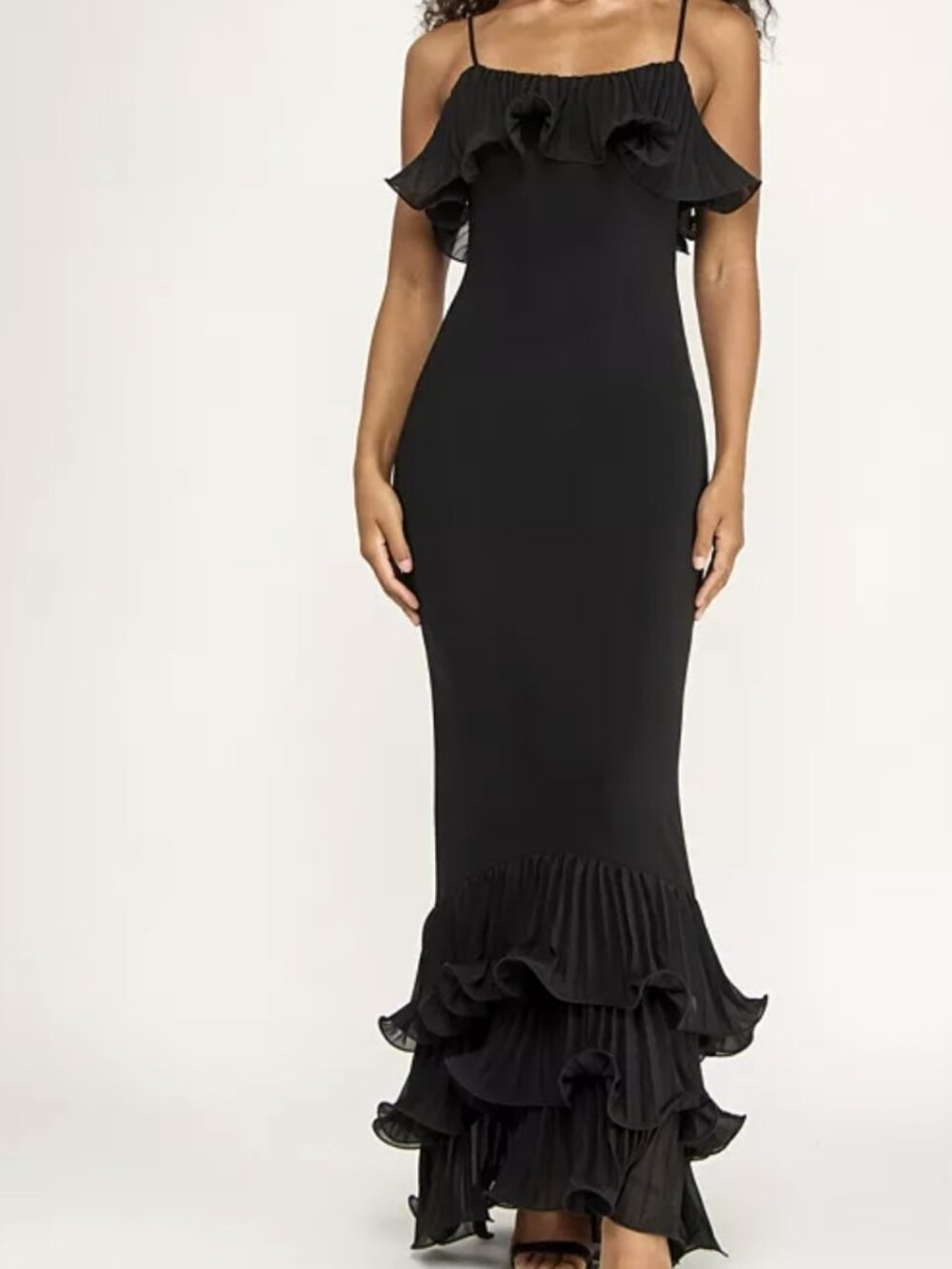 Alex & Sophia Black Square Neck Tiered Ruffle Formal Gown – Size 3/4